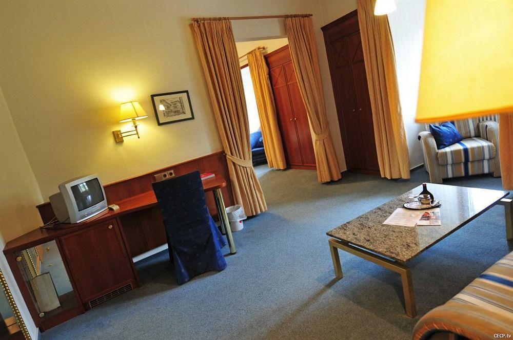 Hotel Haus Reichert Baden-Baden Esterno foto